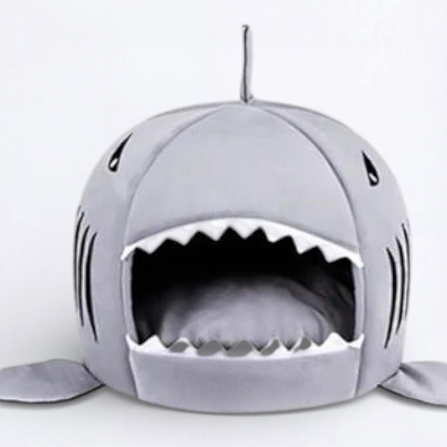 FinNest-Pugs-Shark-Bed.jpg