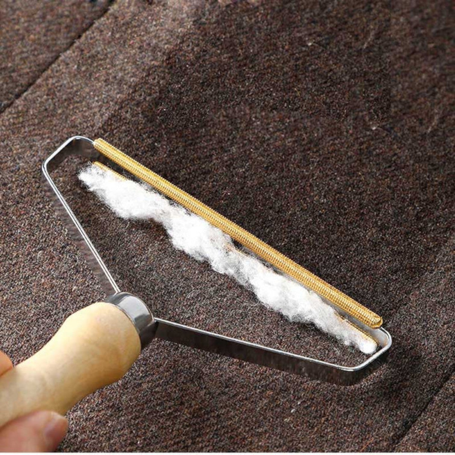 HaiRify-Lint-Pet-Hair-Remover-Brush.jpg