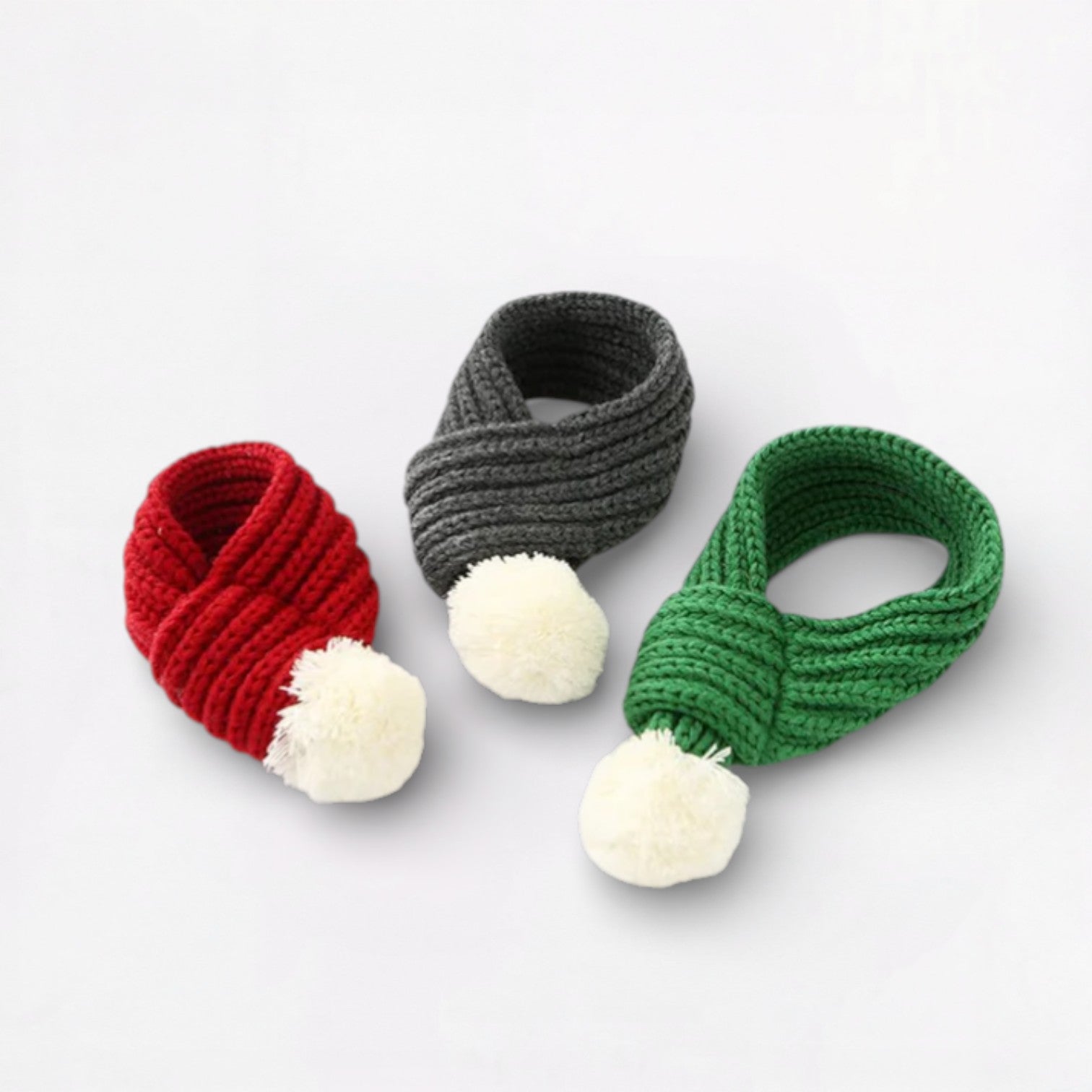 Snuggo-Pugs-Christmas-Knit-Scarf.jpg