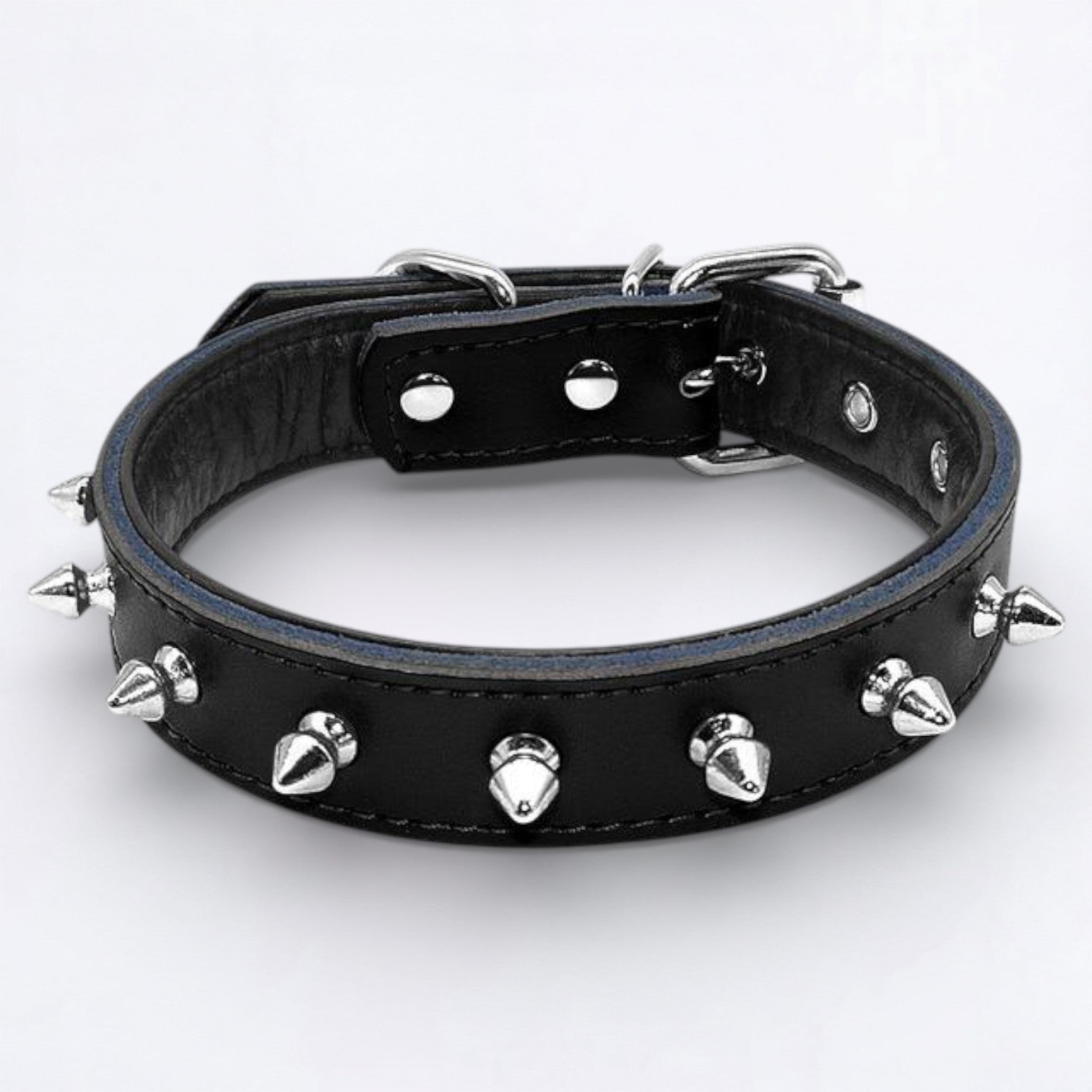 SpikeOn-Pug-Adjustable-Collar.jpg