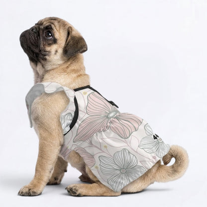 Lola - pug summer fashion